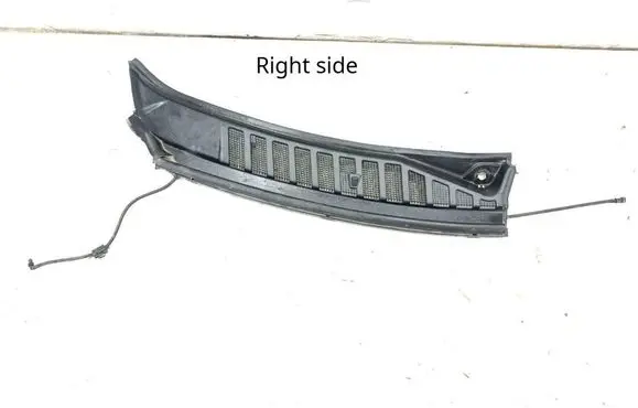 Ford Expedition Wiper trim JL1B7802222ADW