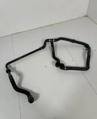 Mercedes-Benz GLC C253 Engine coolant pipe/hose A2535010284