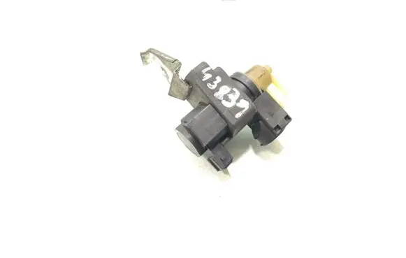 Mazda 6 Vacuum valve 8200486264 70115200