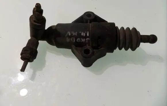 Skoda Fabia Mk1 (6Y) Clutch slave cylinder 1J0721261F