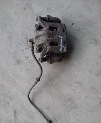 Nissan Murano Z51 Front brake caliper