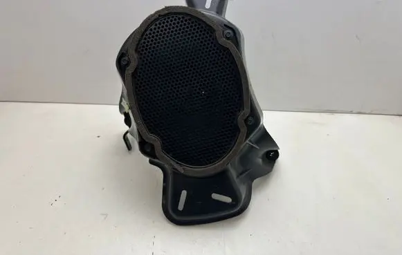 Ford Mustang V Front door speaker DR3T18808CB