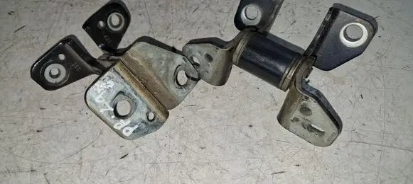 Jeep Grand Cherokee Front door upper hinge 664AG