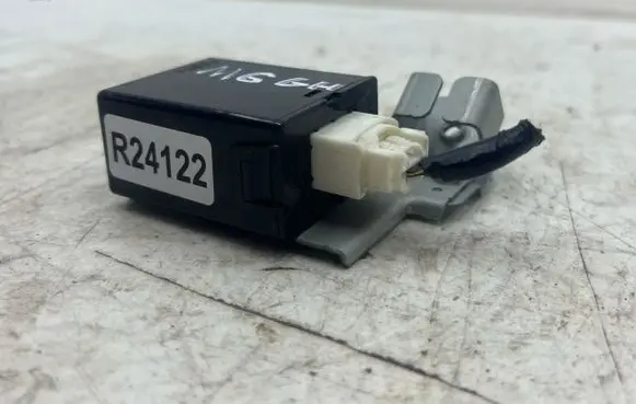 Mazda 6 Door central lock control unit/module DH56675DZ