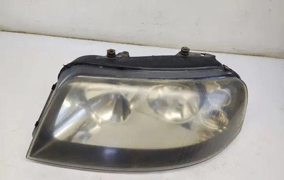 Seat Alhambra (Mk1) Headlight/headlamp 7M7941015L