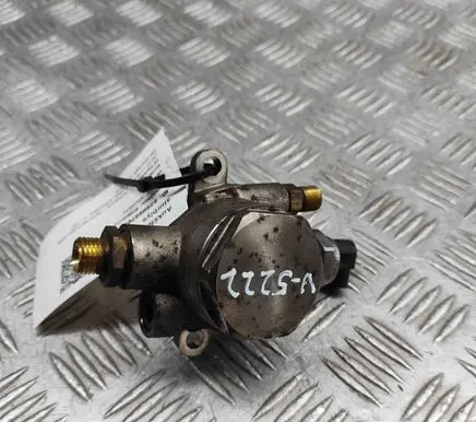 Porsche Cayenne (9Y0 9Y3) Mechanical fuel pump 06M127A02