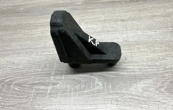 Nissan Qashqai Front bumper foam support bar 620904ea0c