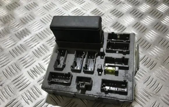 Ford Focus Fuse box set 98ag14k150ab 98ag-14k150-ab