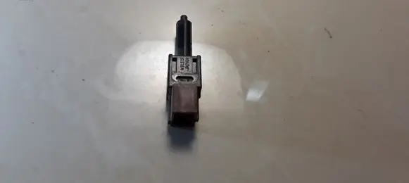 Nissan Almera Tino Brake pedal sensor switch