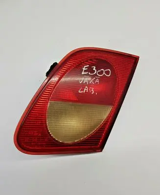 Mercedes-Benz E W210 Tailgate rear/tail lights A2108201064 nr2991
