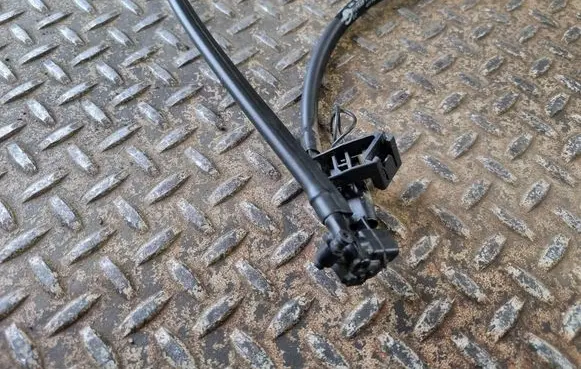 BMW 2 F44 Windshield washer spray nozzle 7453968