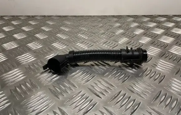 BMW 3 GT F34 Breather hose/pipe 8513170
