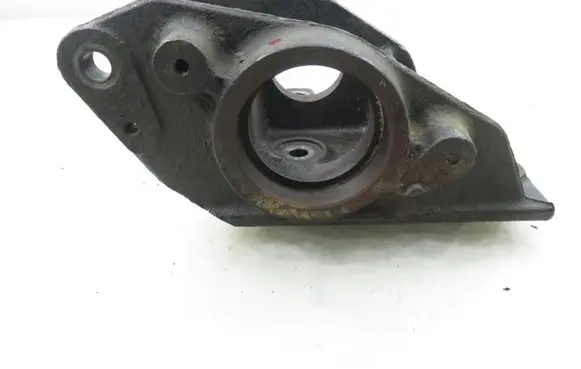 Renault Master II Front differential mounting bracket 8200684227