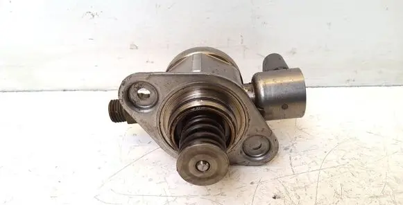Audi A4 S4 B8 8K Fuel injection high pressure pump 06H127025K