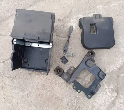 Ford Kuga II Battery box tray AM5110723AD 0809A