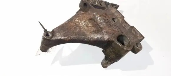 Skoda Octavia Mk2 (1Z) Engine mounting bracket 03g199207a