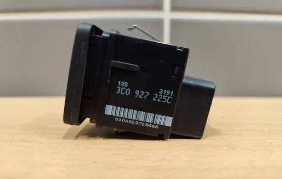 Volkswagen PASSAT B6 Hand parking brake switch 3C0927225C 0000029728466