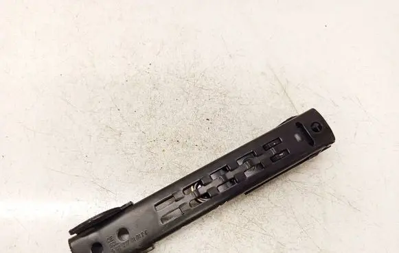 Seat Altea Seat belt adjustment rail 1T0857819