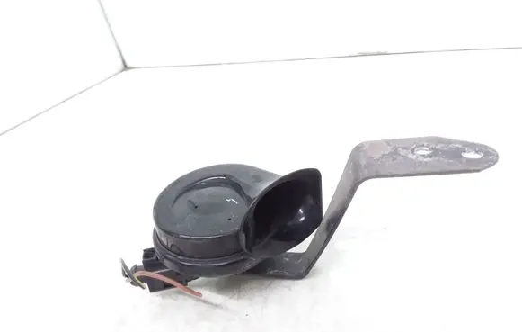 Audi A6 S6 C5 4B Horn signal 8Z0951221A 4B0951230E