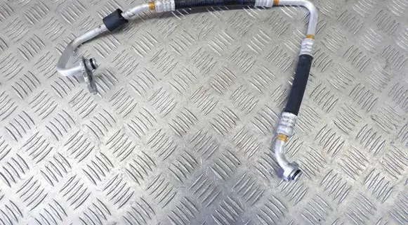 Air conditioning (A/C) pipe/hose