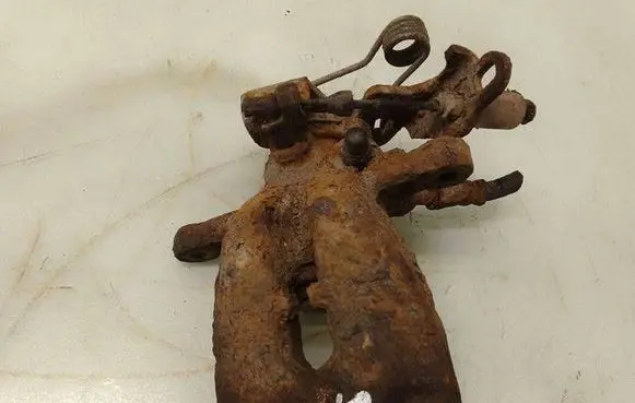 Ford Galaxy Rear brake caliper 