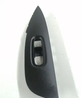 Nissan Qashqai Front door window switch trim 80960