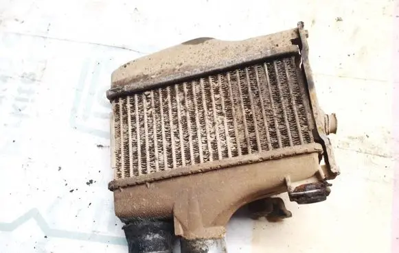 Toyota Avensis T220 Intercooler radiator