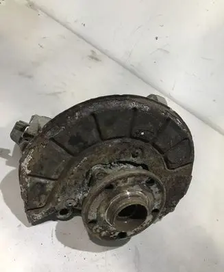 Volkswagen PASSAT B6 Front wheel hub spindle knuckle