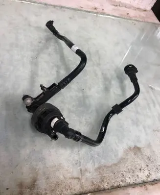 Mercedes-Benz GLC C254 Vacuum valve A0004703700