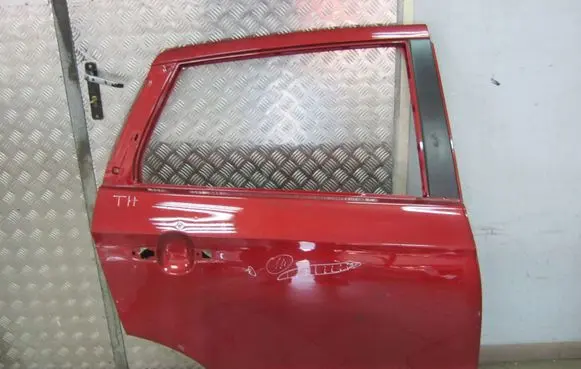 Suzuki SX4 S-Cross Rear door