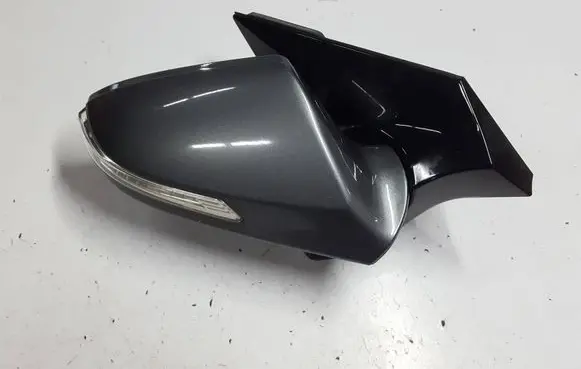 Hyundai i40 Front door electric wing mirror 
