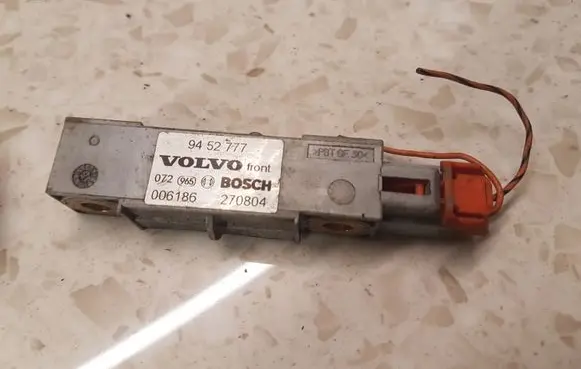 Volvo V70 Airbag deployment crash/impact sensor 9452777 006186