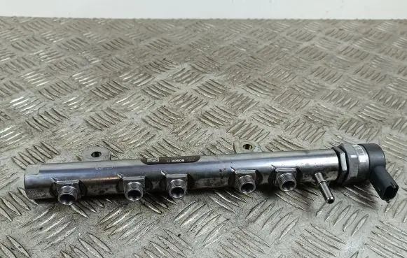 Jeep Grand Cherokee Fuel main line pipe 0445216044