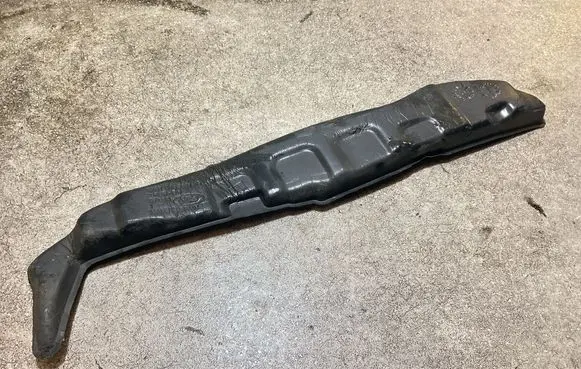 Ford Fiesta Fender foam support/seal 8A61A16E561AB A1024
