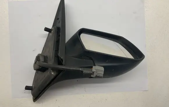 Ford Mondeo Mk III Front door electric wing mirror E9014119