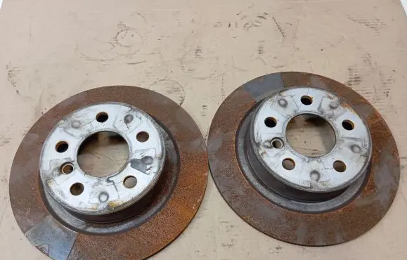 BMW 1 F40 Rear brake disc 6799367