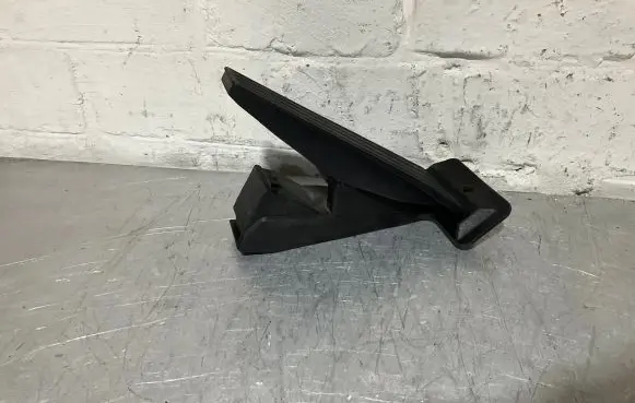 BMW 5 F10 F11 Accelerator throttle pedal 6789998 25916010 06101013233