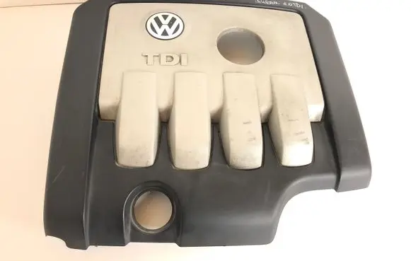 Volkswagen Touran I Engine cover (trim)