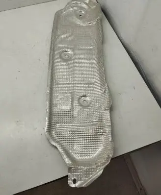 Audi Q7 4M Exhaust heat shield 4M0825711F