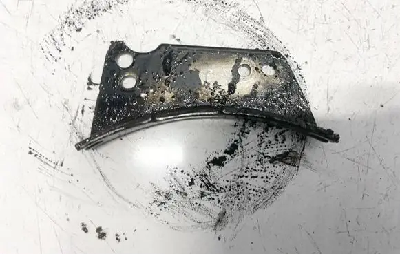 KIA Sorento Slide rail for timing chain 