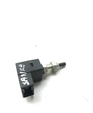 Clutch pedal sensor