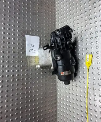 Hyundai ix35 Oil filter mounting bracket S27725879 264002A900