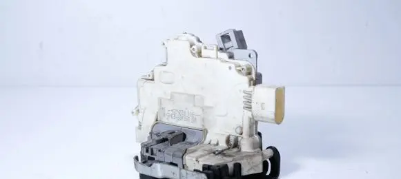 Audi A6 C7 Rear door lock 4G0839016