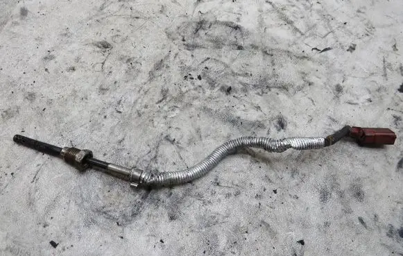 Audi A8 S8 D4 4H Exhaust gas temperature sensor 059906088B