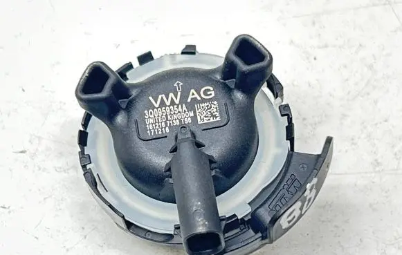 Volkswagen PASSAT B8 Airbag deployment crash/impact sensor 3Q0959354A 171216 1612167138