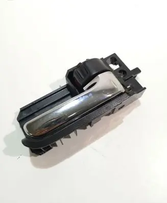 Toyota Avensis T250 Front door interior handle