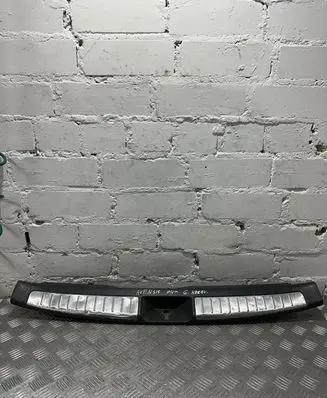 Toyota Avensis T250 Trunk/boot sill cover protection 5838705090