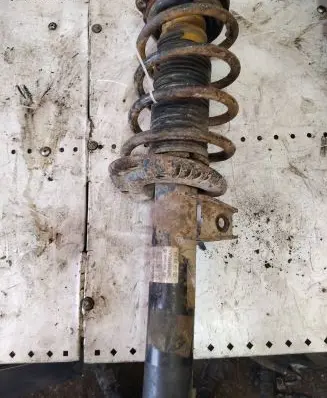 Volkswagen Touran I Front shock absorber/damper 1T0413031GQ 824904003452 VW358VM5472WD