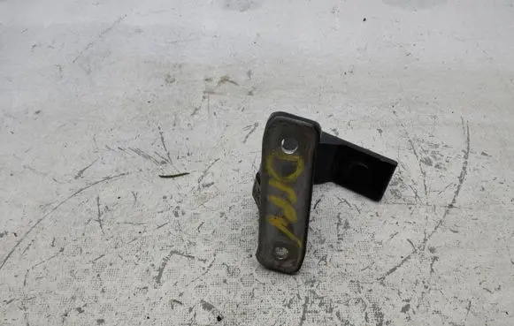 Mercedes-Benz C W205 Front door upper hinge