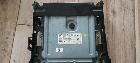 Mercedes-Benz E W211 Engine control unit/module A6421508278 5290600971016203 0281013724